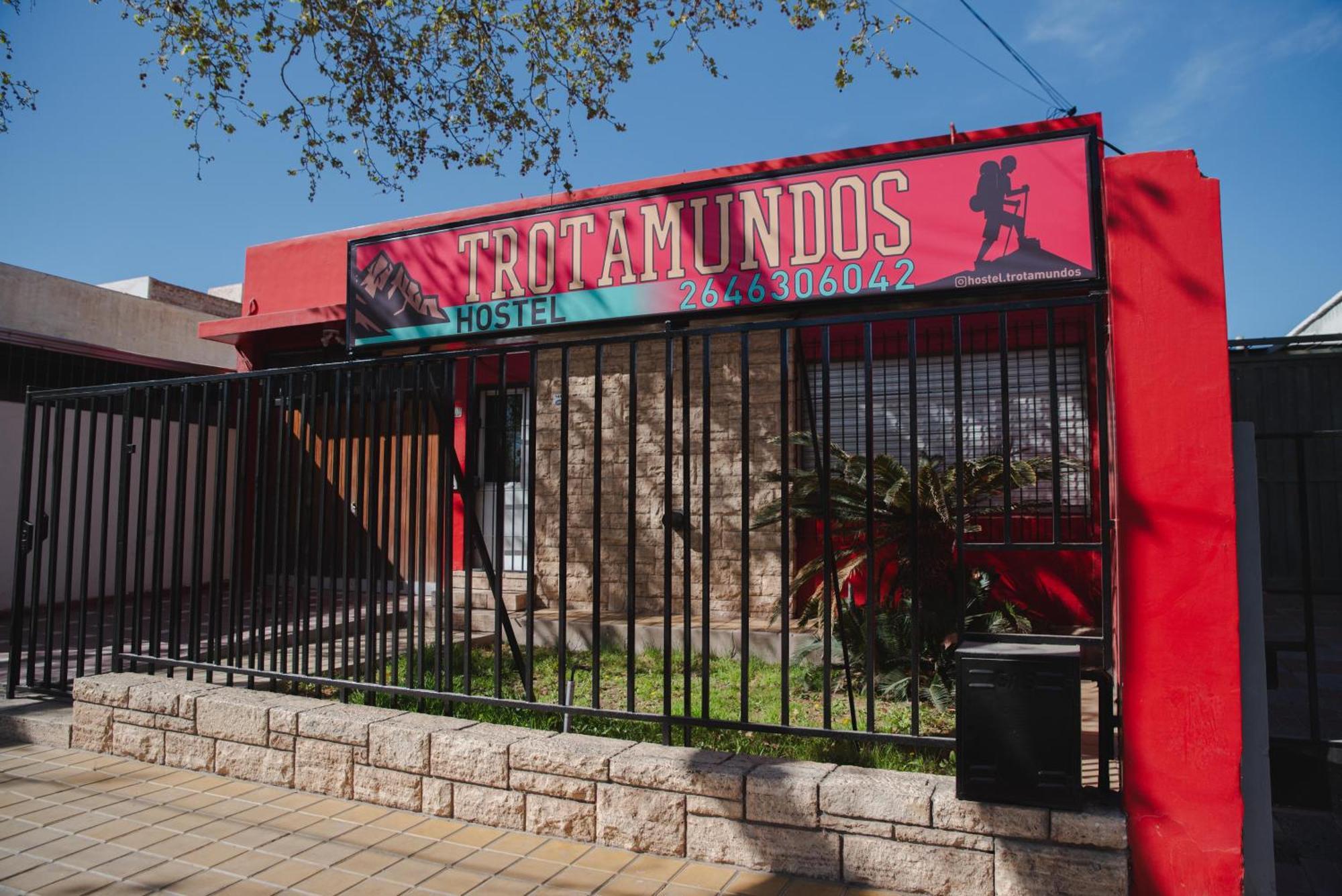 Hostel Trotamundos サンフアン エクステリア 写真